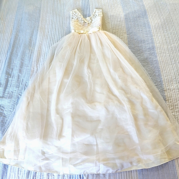 Girls Full Length Ball Gown - Picture 4 of 10